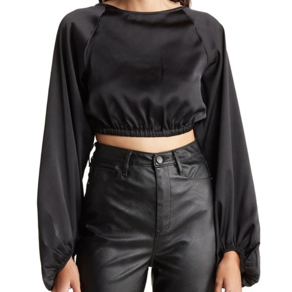 WE WORE WHAT Billow‎ Sleeve Satin Crop Top Black Size XL - Picture 1 of 11
